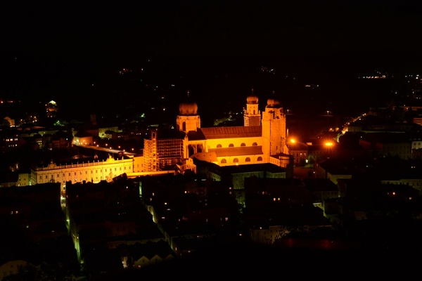 Passau bei Nacht 1