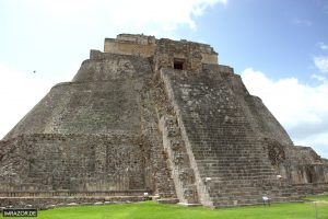 Uxmal - Pyramide des Zauberers