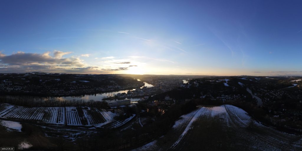 Unbearbeitete Panoramaaufnahme in HDR mit Gegenlicht