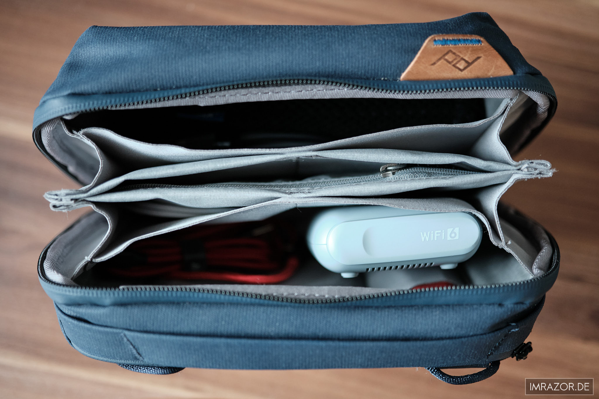 GL.iNet BerylAX in einer PeakDesign TechPouch